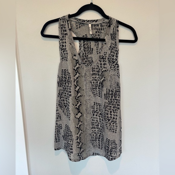 Joie Tops - Joie White and Gray Silk Sleeveless Tank Top Medium